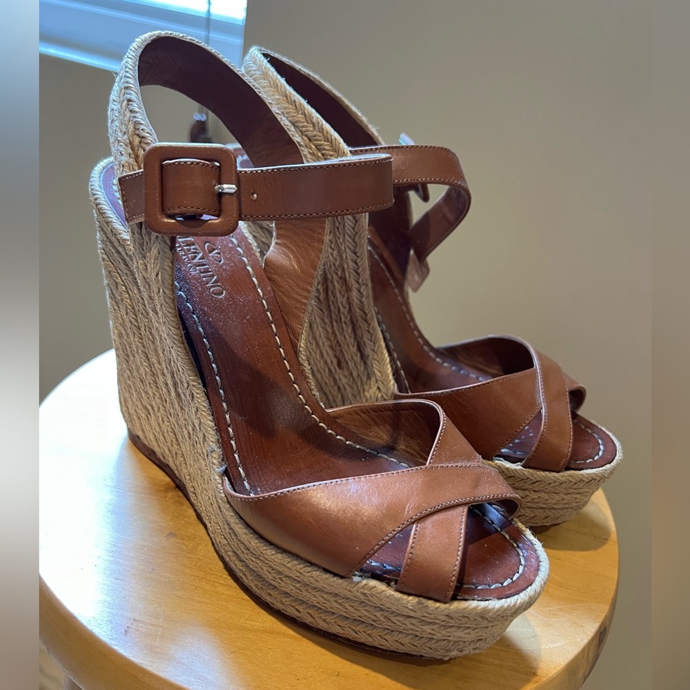 Valentino Garavani Espadrilles size 7